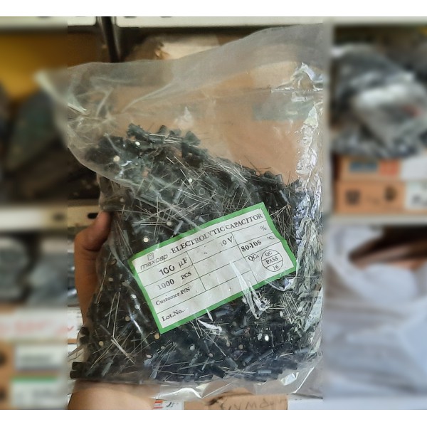 بسته 1000 عددی خازن 100 میکروفاراد 10 ولت برند maxcap - دانشجو کیت